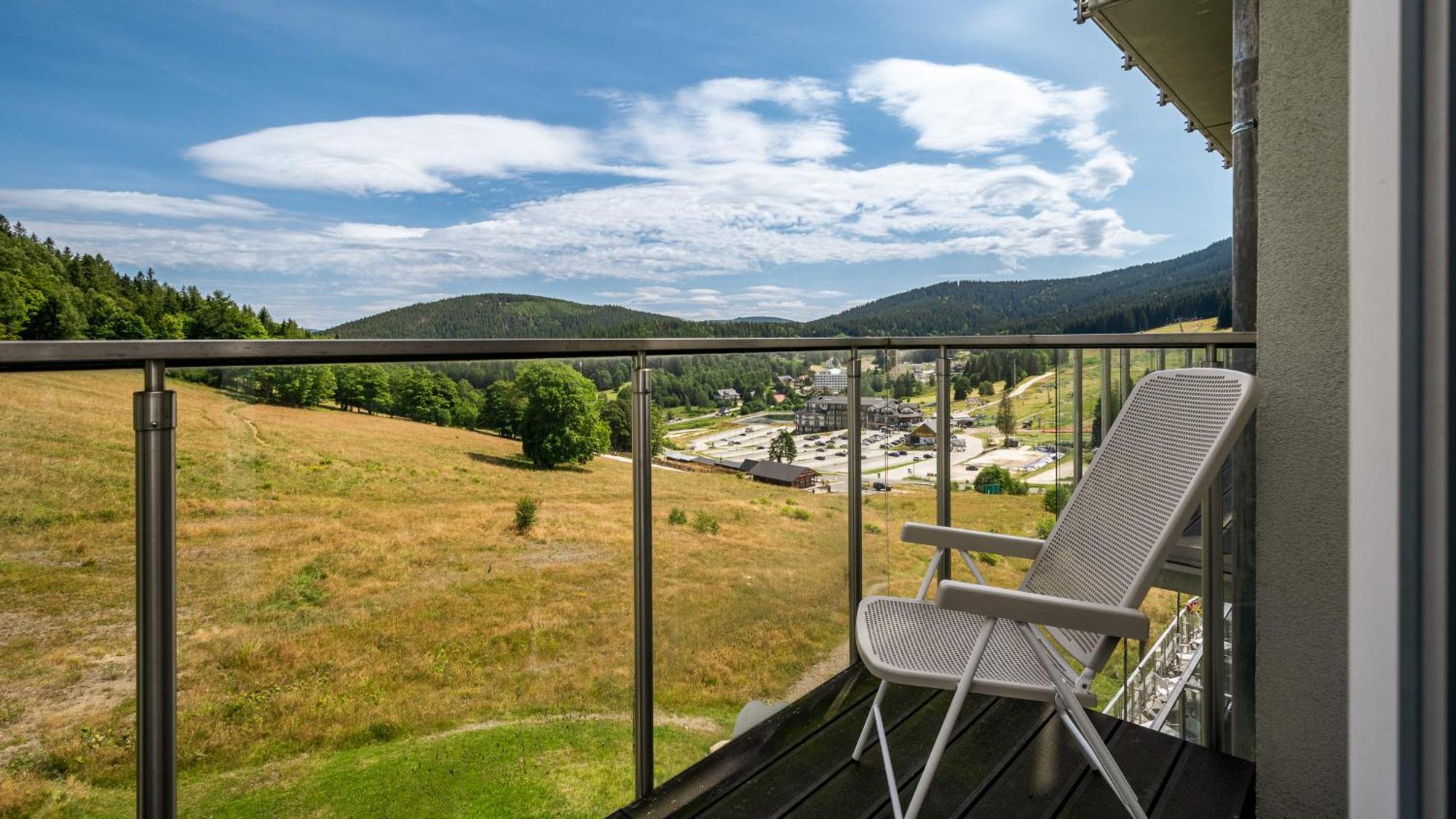 Panorama - Czarna Gora Resort By Sun & Snow Строне-Слёнске Экстерьер фото